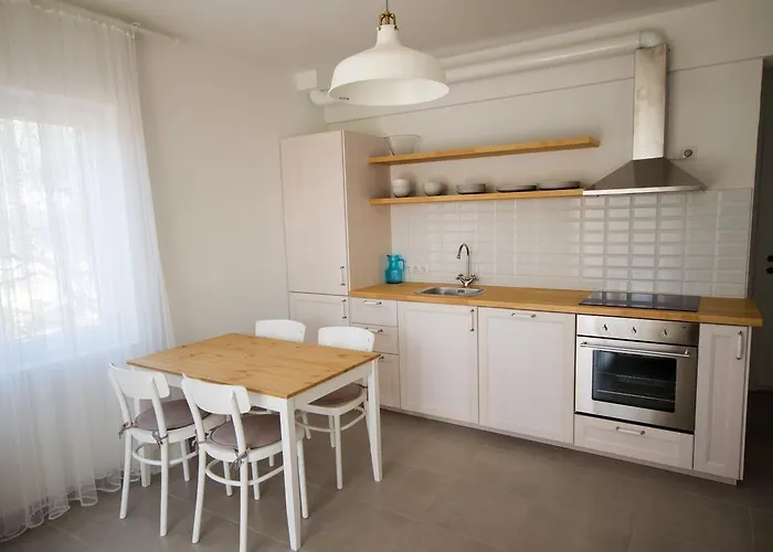 Terra Petrosa * 特罗吉尔