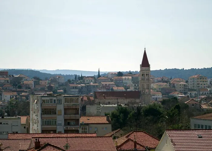 Terra Petrosa 公寓 *